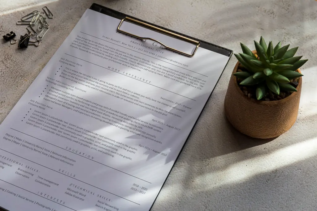ATS-Friendly_Resume_Template_David_gross_clipboard mockup