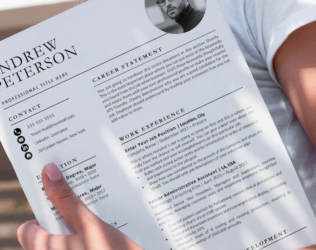 Professional_Resume_Template_Andrew_Peterson_Cv on hand