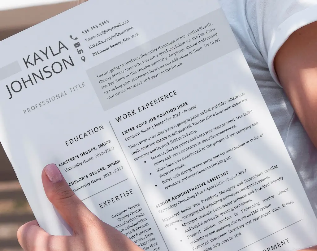 Professional_Resume_Template_Kayla_Johnson_Cv on hand
